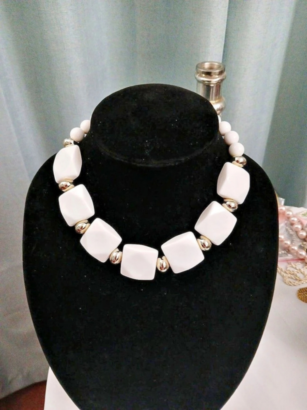 White Statement Bead Necklace Like New